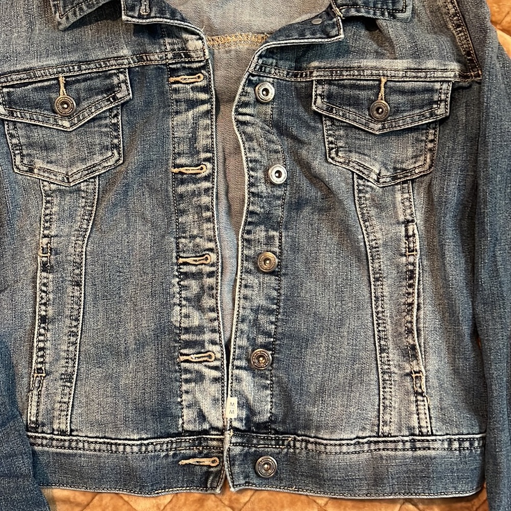 Denim jacket - Picture 2 of 3